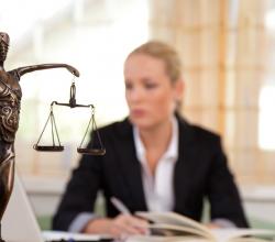 Professione - avvocato La professione di avvocato resterà necessaria?